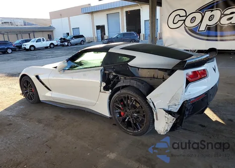 2015 Chevrolet Corvette Stingray Z51 2Lt из США, поврежденный, VIN 1G1YK2D79F5102840